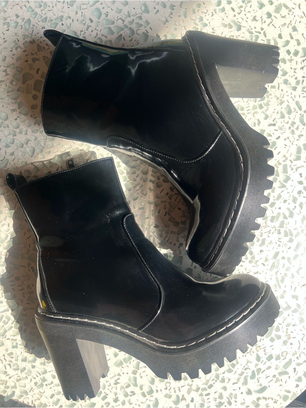 Forever 21 - Y2K Black Patent Chunky Heel Ankle Boots (Size 9)